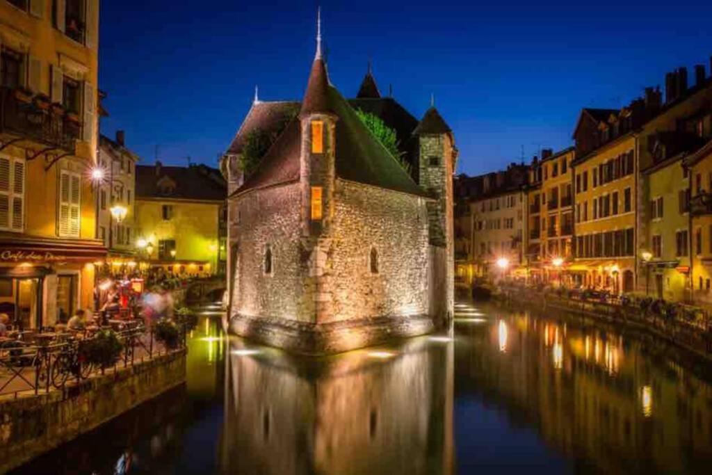 Апартаменты Le Continental Beau T2 Plein Centre + Parking Анси Экстерьер фото